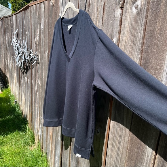 Orvis black v-neck long sleeve sweatshirt size XXL - Picture 4 of 16